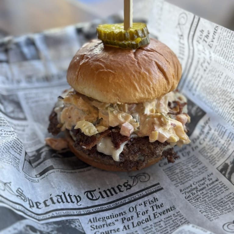 Delicious Fries: The Perfect Side for Burgers